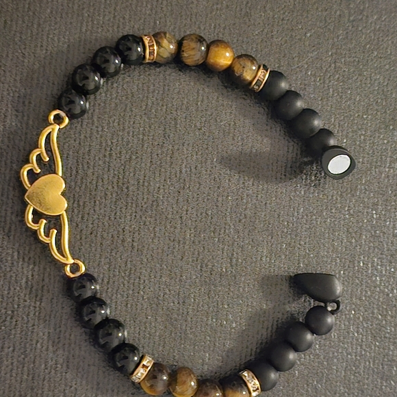 Healing wings bracelet - Picture 2 of 4